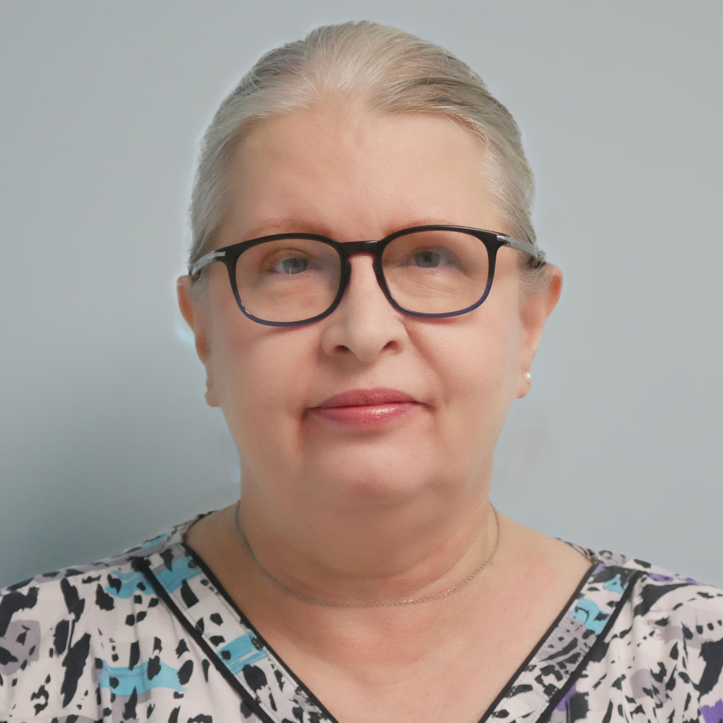 Dr. Katalin Brown